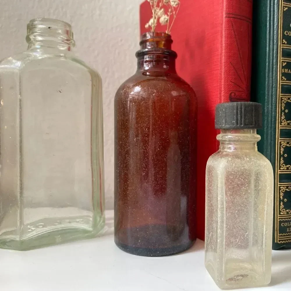 🎀 VINTAGE 🎀 1940s Set of Three Vintage Bottles Found in the Sea